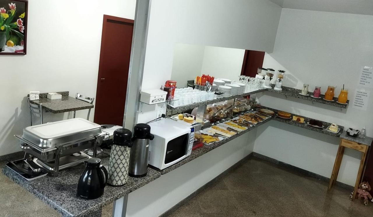 Giroto Hotel Realeza Экстерьер фото