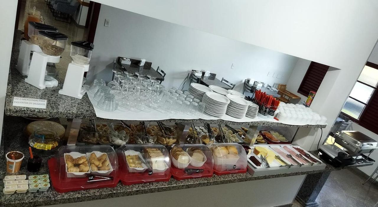 Giroto Hotel Realeza Экстерьер фото